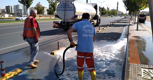 Diyarbakır'da Kovid-19 temizliği