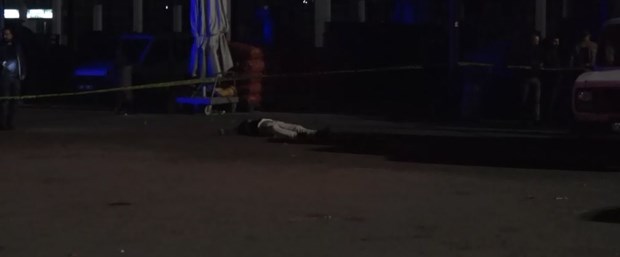 İçki ve yemek sözünü yerine getirmeyen arkadaşını öldürdü