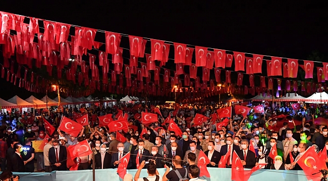 Diyarbakır 15 Temmuz şehitlerini andı
