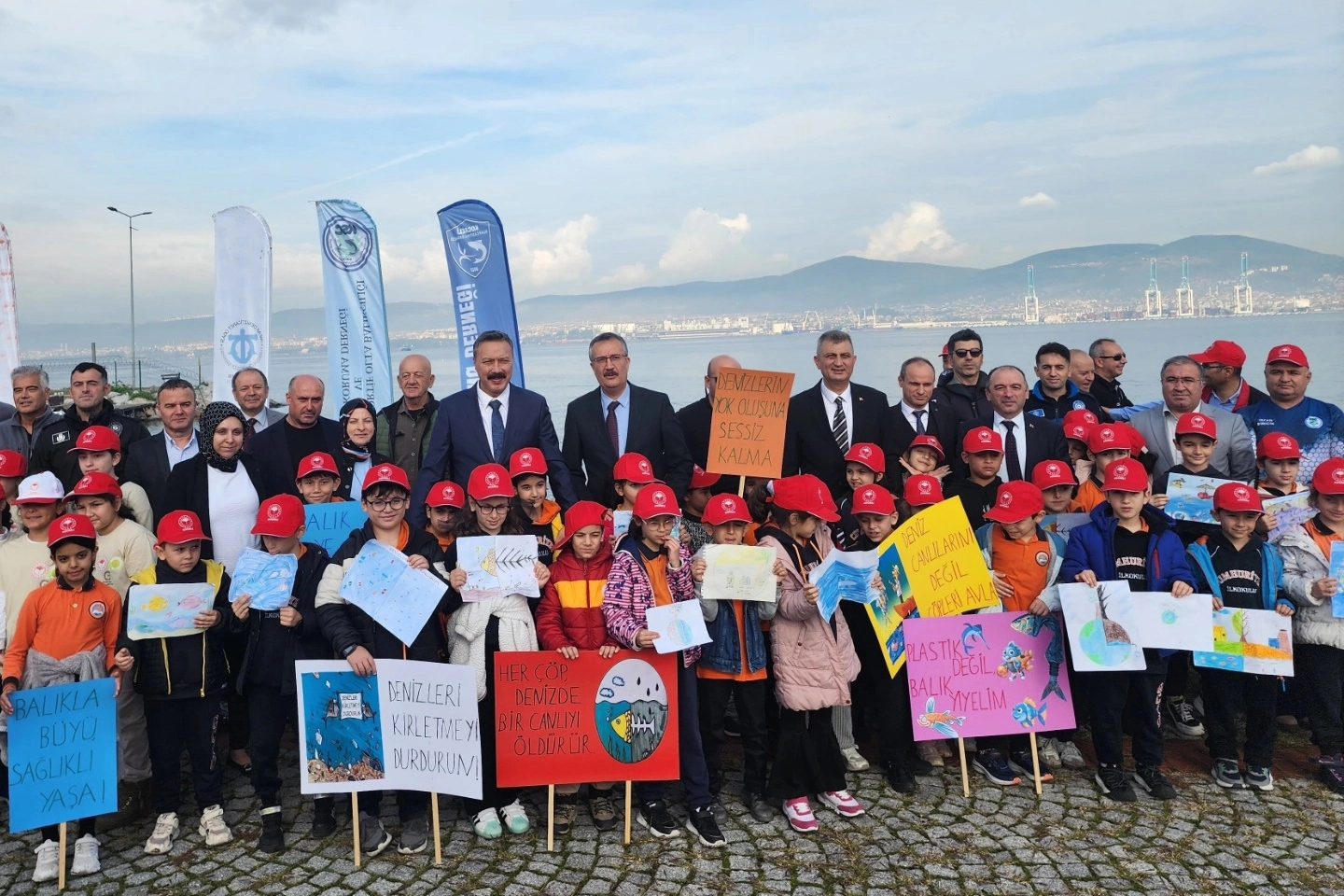 Kocaeli Gölcük'te öğrencilere çevre ve sağlıklı beslenme bilinci