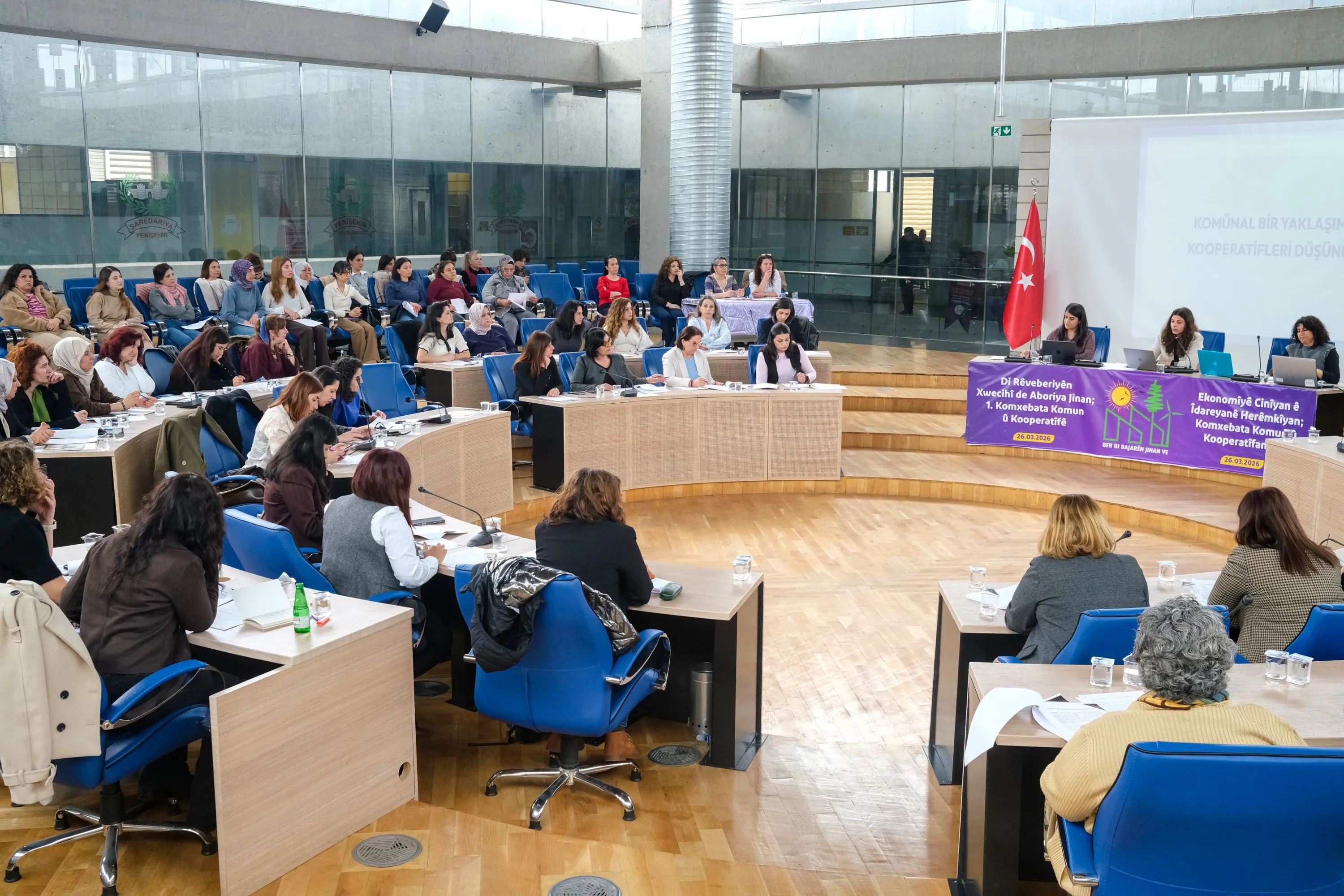 Kadın Ekonomisi Çalıştayı Diyarbakır'da: Kooperatif ve Komün Modelleri - Kare 2