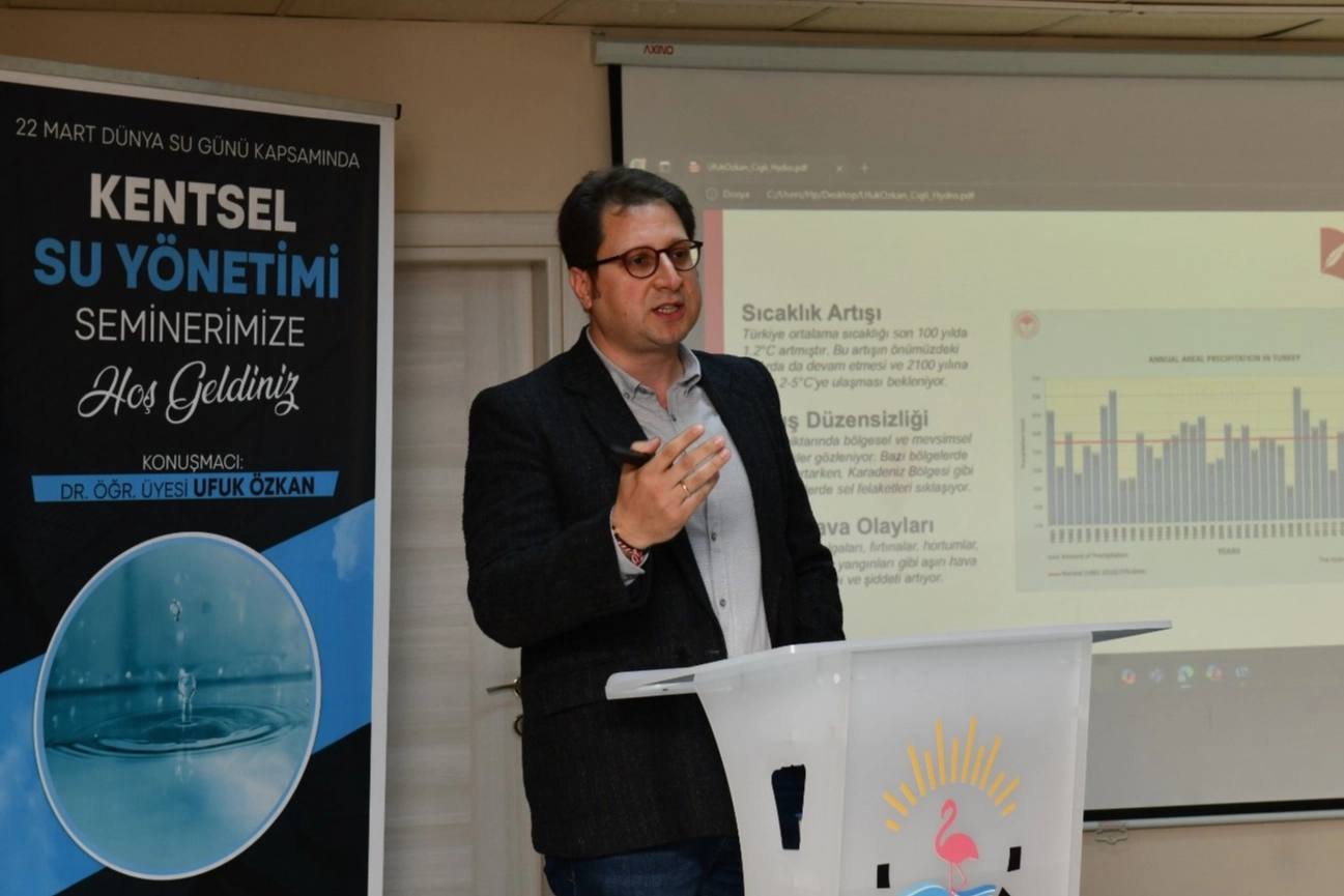 İzmir Çiğli’de 'Kentsel Su Yönetimi' semineri
