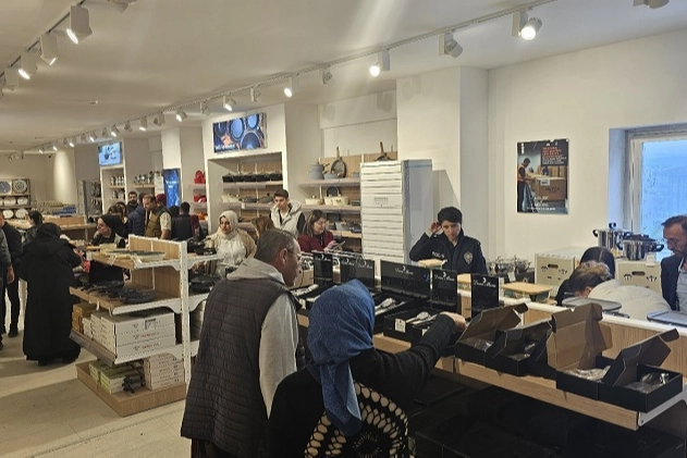 HYS Alışveriş Merkezleri Bursa’da 2. mağazasını açtı